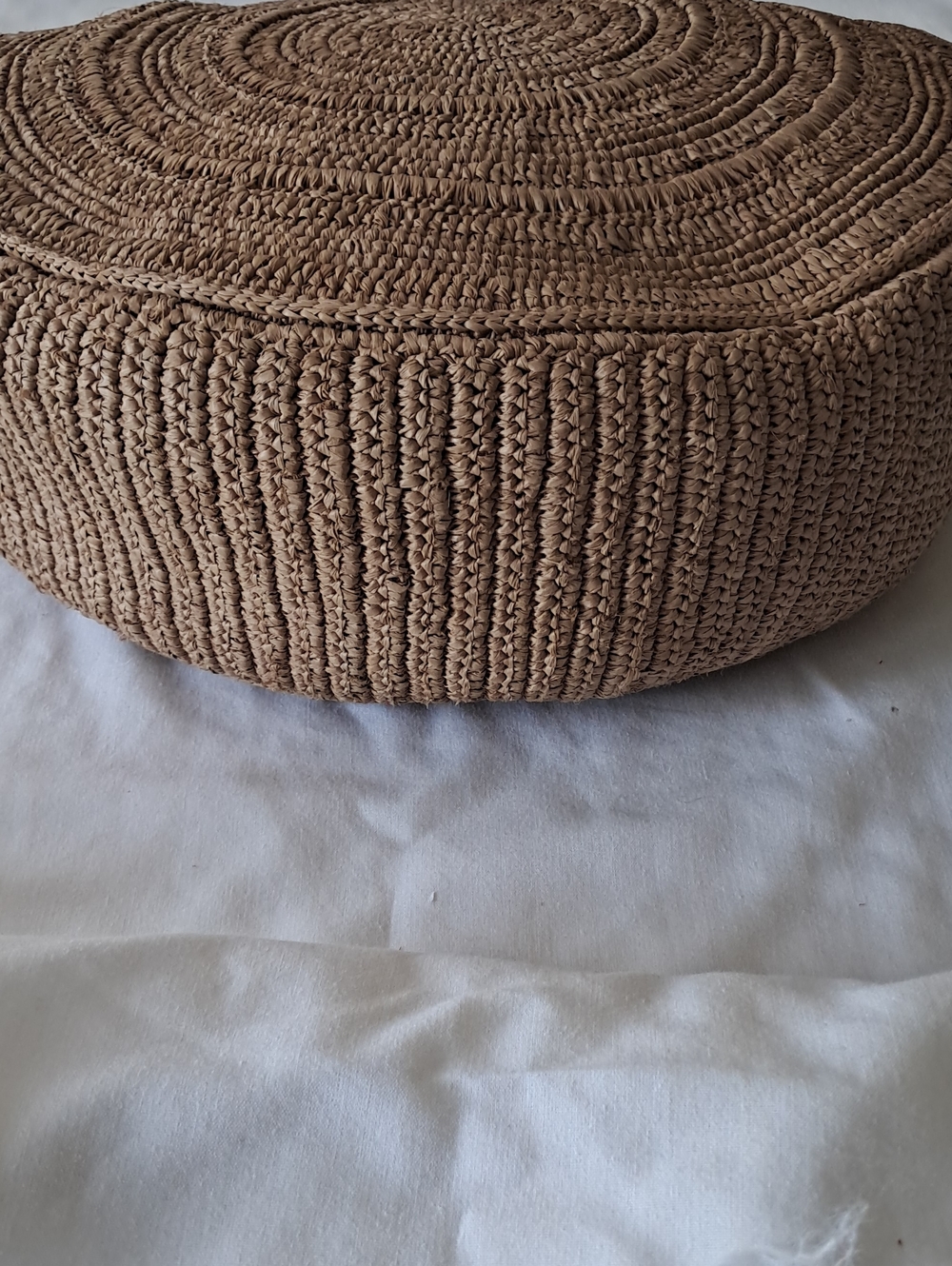 Sezane June Basket Bag. Natural Broderies Fleurs Muti/Raffia Embroidered Flowers - Picture 5 of 11